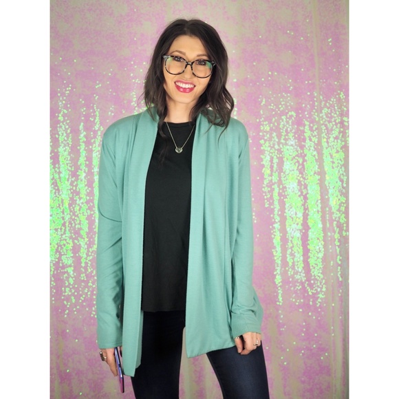 SOLD DKNY Light Teal Seafoam Lightweight Cardigan - Picture 6 of 7